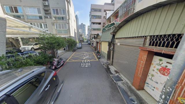 台中西屯透天法拍-2